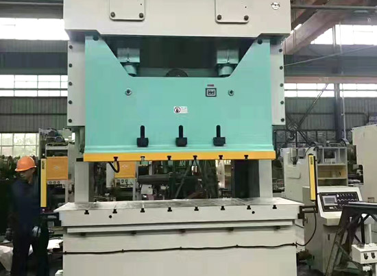 具有專業的技術水平(píng)和檢測(cè)工具